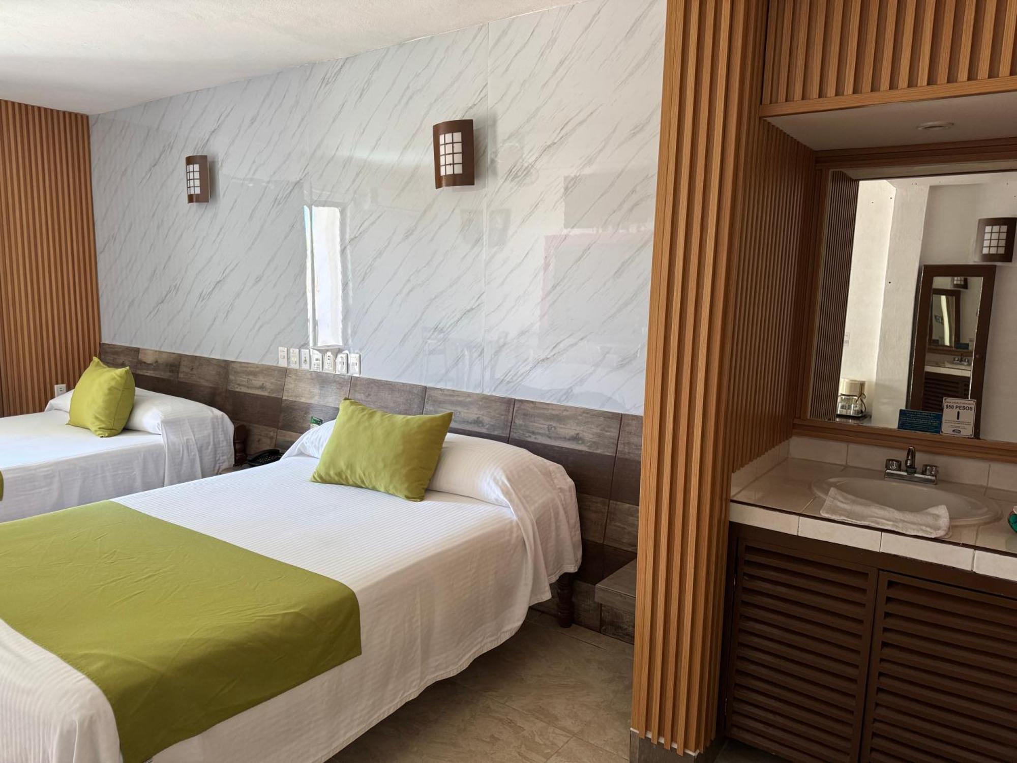 Hotel D Marco Exxpres 팔렝케 외부 사진